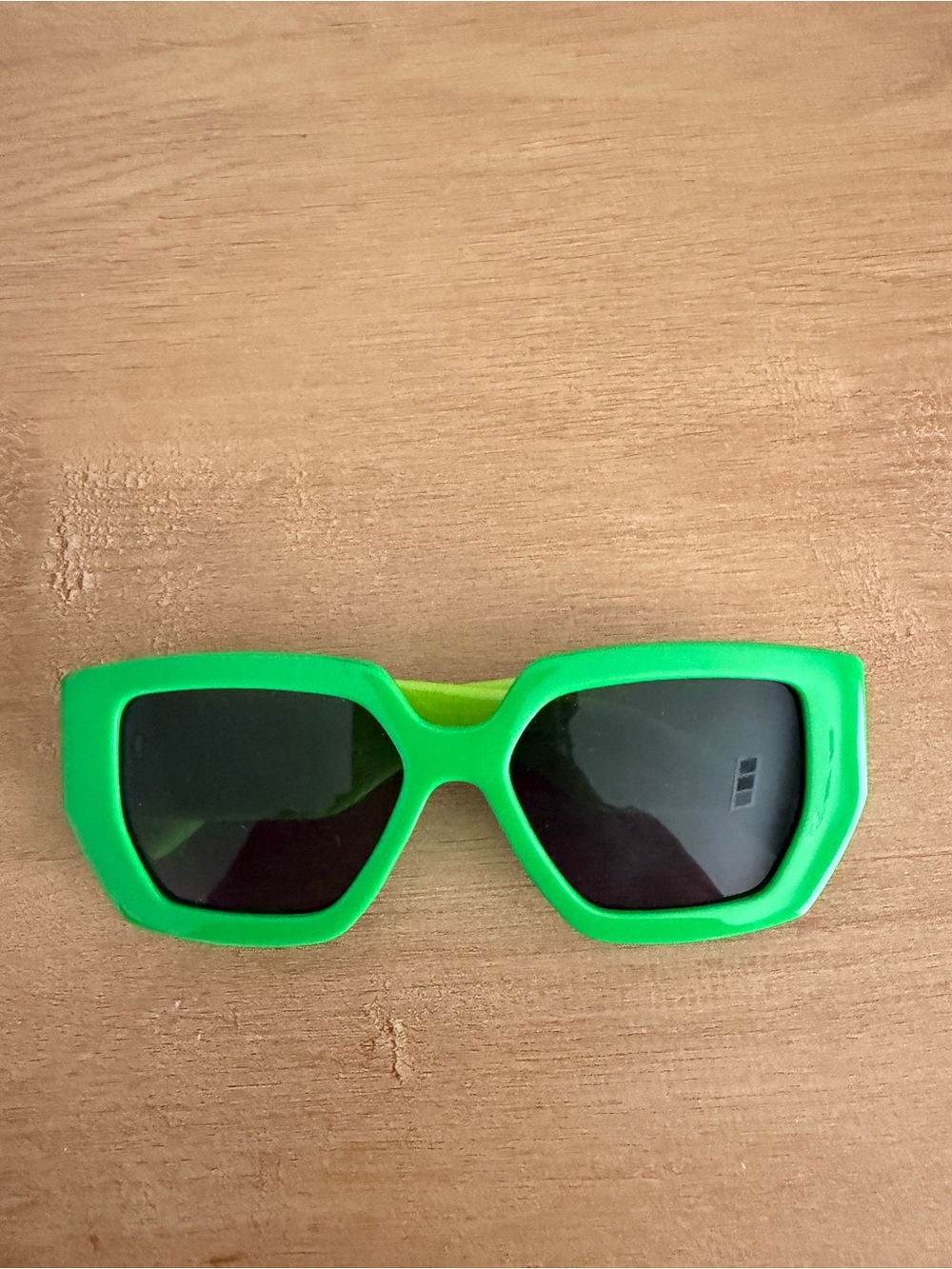 Bright Green Retro Rectangle Sunglasses